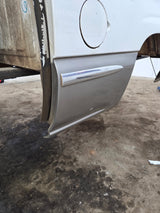 1999-2007 Chevrolet Silverado / GMC Sierra 1500 2500HD 3500HD 6' 6" Short Truck Bed