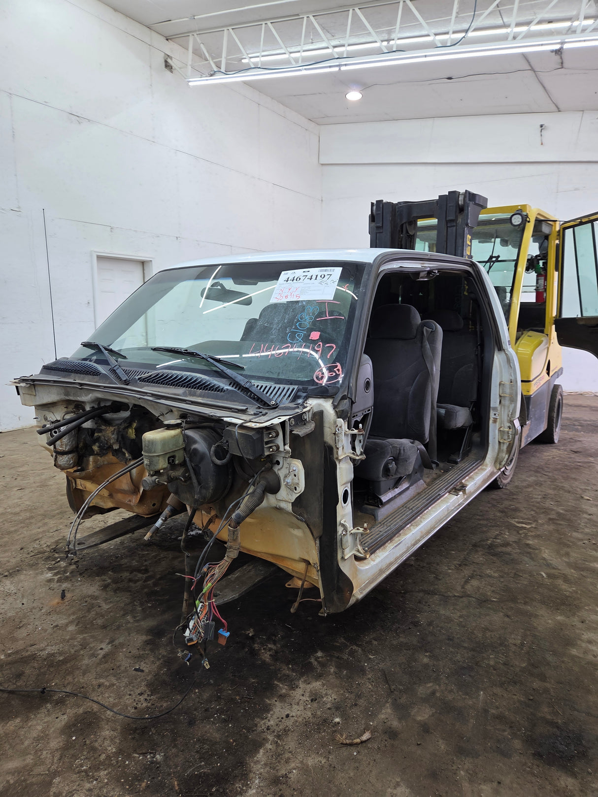 1999-2007 Chevrolet Silverado / GMC Sierra 1500 2500 HD 3500HD Extended Cab Body