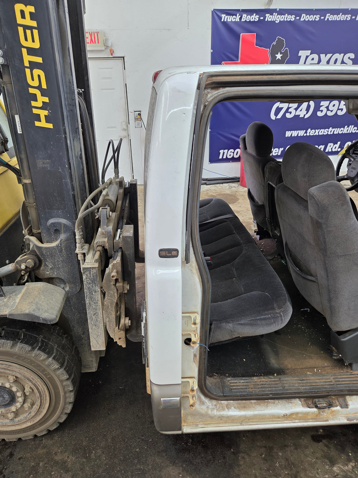 1999-2007 Chevrolet Silverado / GMC Sierra 1500 2500 HD 3500HD Extended Cab Body