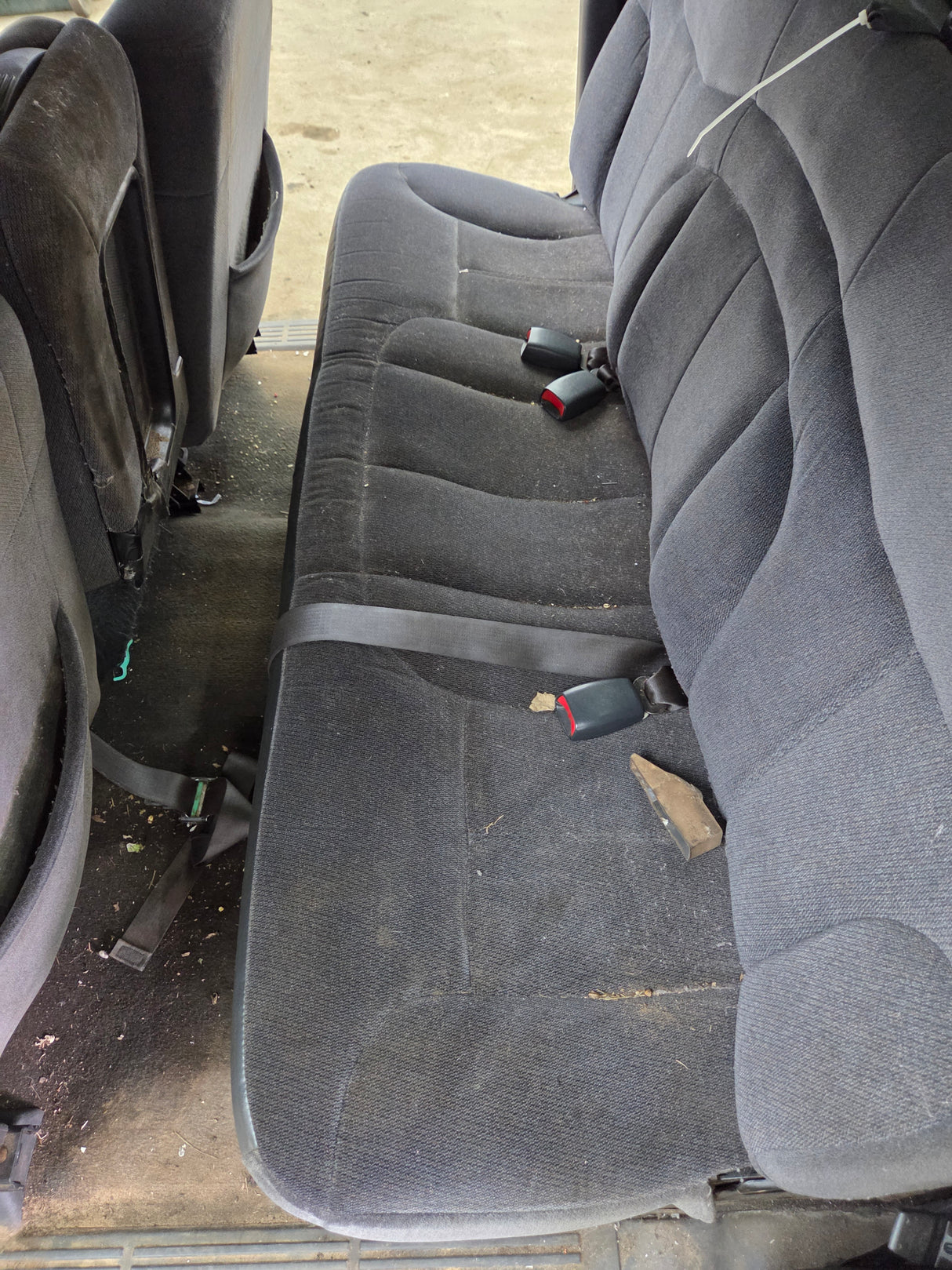 1999-2007 Chevrolet Silverado / GMC Sierra 1500 2500 HD 3500HD Extended Cab Body
