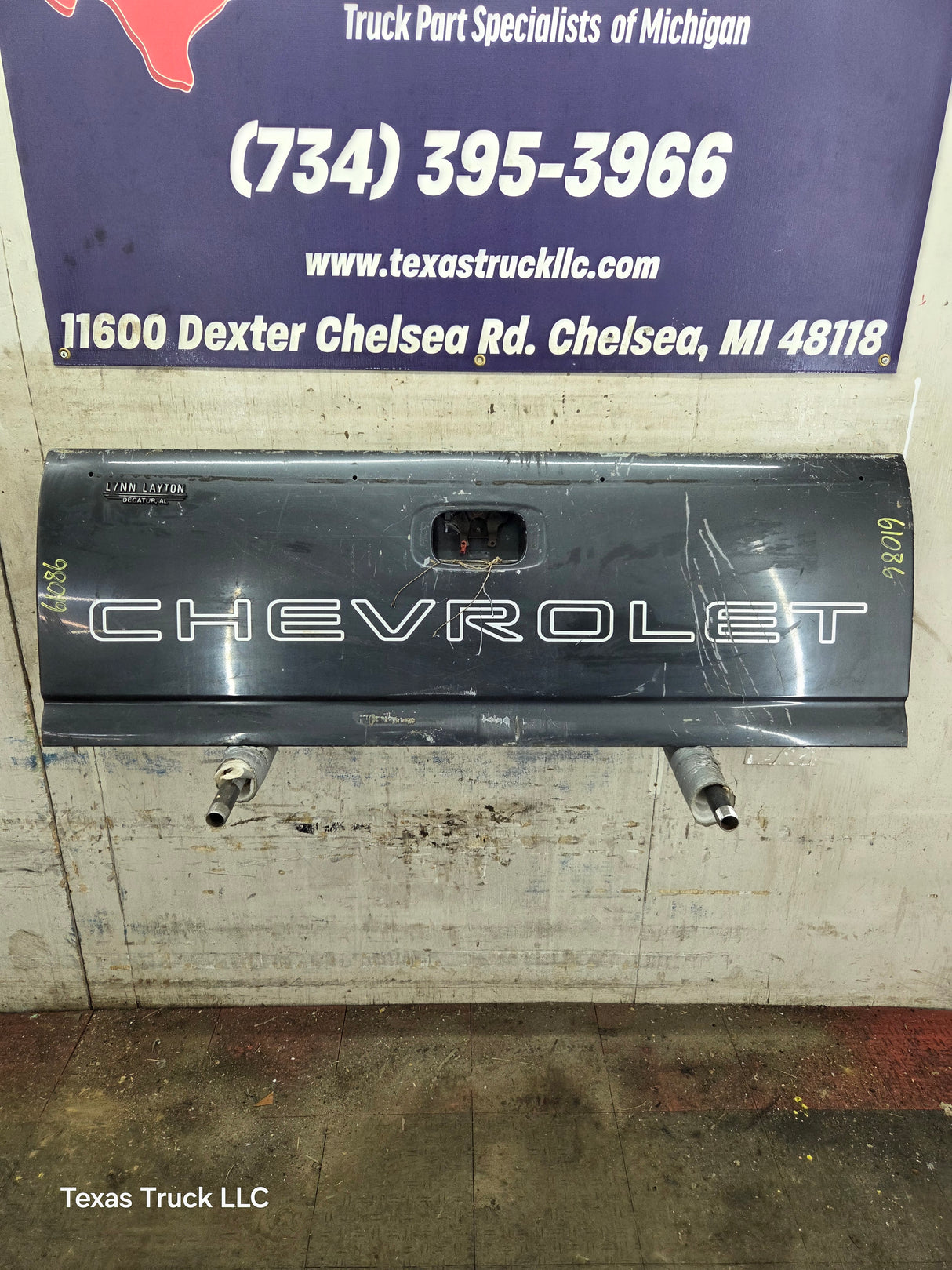 1999-2007 Chevrolet Silverado / GMC Sierra 1500 2500 3500 Tailgate