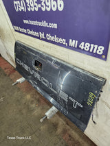 1999-2007 Chevrolet Silverado / GMC Sierra 1500 2500 3500 Tailgate