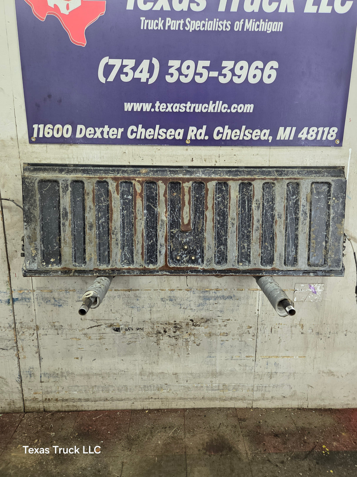 1999-2007 Chevrolet Silverado / GMC Sierra 1500 2500 3500 Tailgate