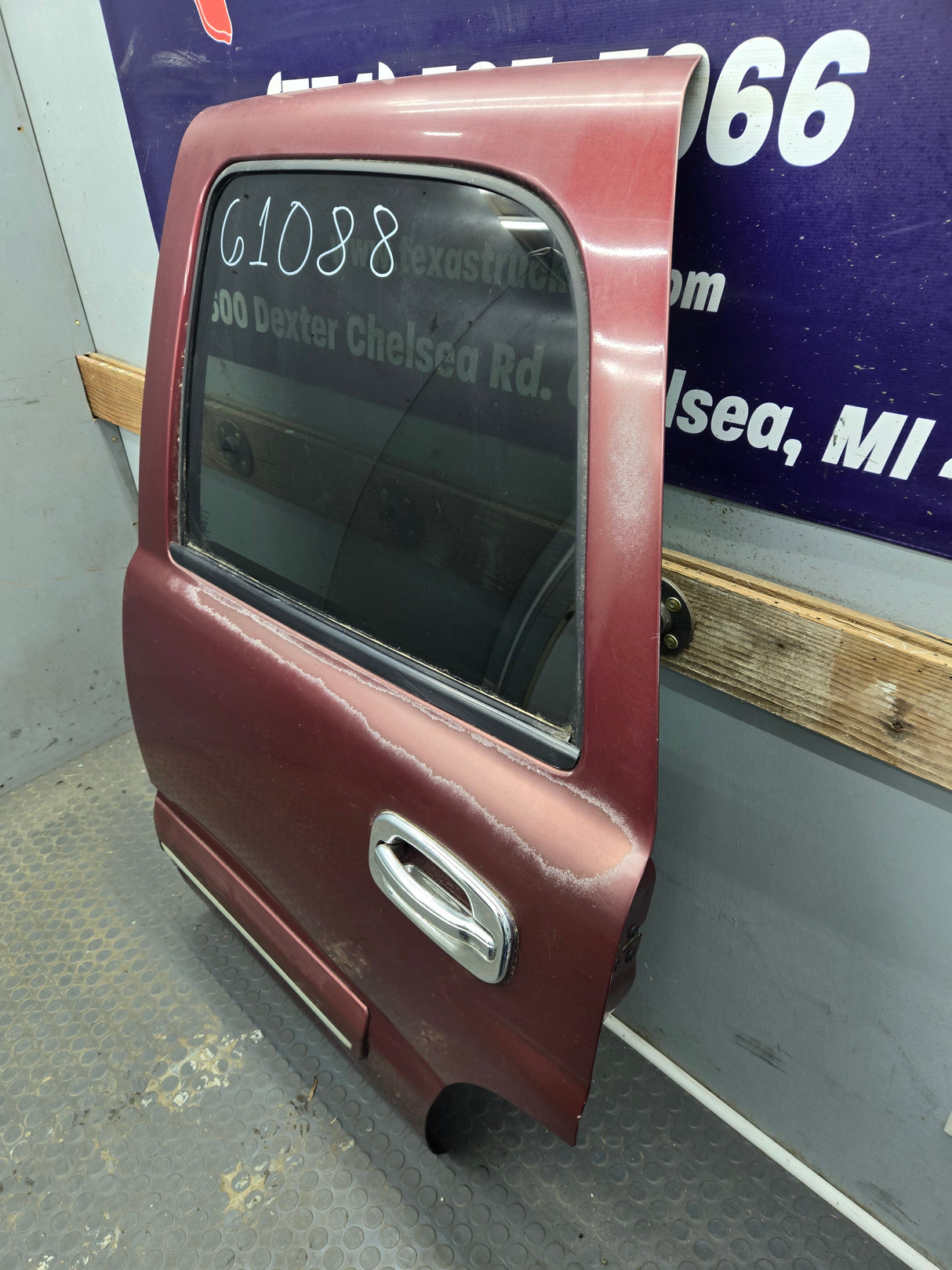 2001-2006 Chevrolet Tahoe / GMC Yukon 1500 2500HD Rear Driver Side Rear Door LH