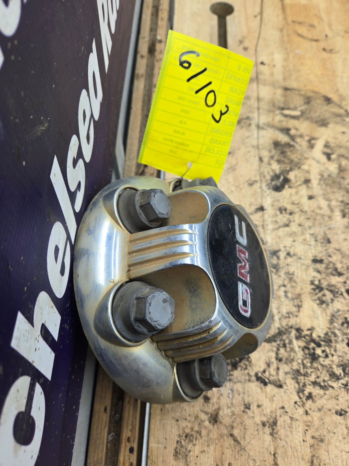 1999-2006 GMC Center Cap Hub Cap 15039488