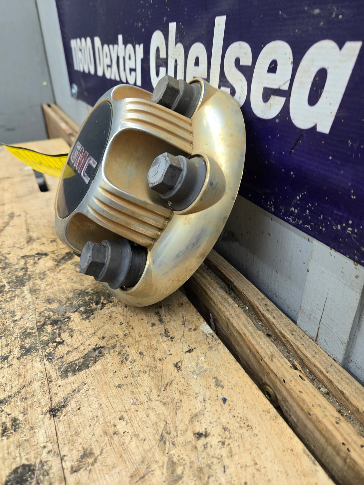 1999-2006 GMC Center Cap Hub Cap 15039488
