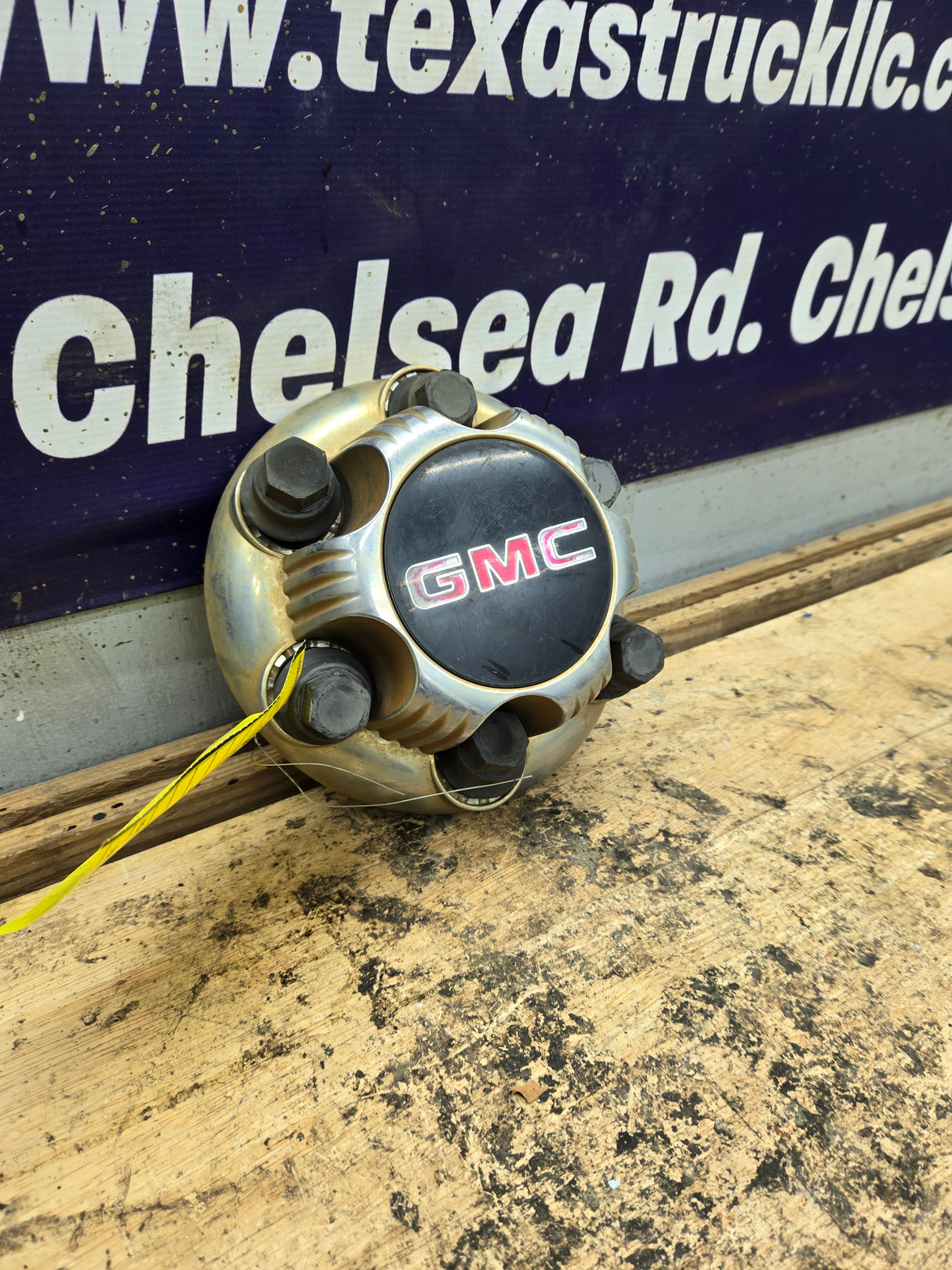 1999-2006 GMC Center Cap Hub Cap 15039488