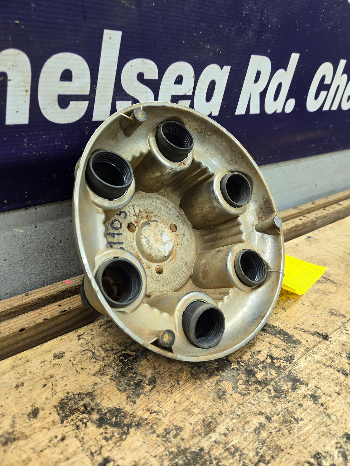 1999-2006 GMC Center Cap Hub Cap 15039488