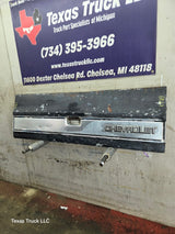 1981-1986 Chevrolet C10 C20 C30 K10 K20 K30 Tailgate
