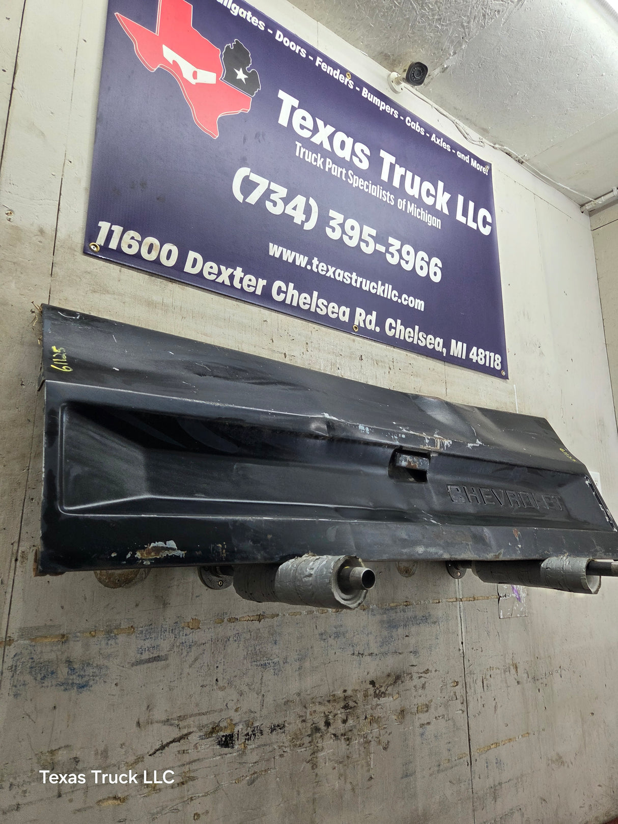 1973-1987 Chevrolet / GMC Square Body Tailgate C10 C15 C20 C25 C35 K10 K15 K20 K25 K35