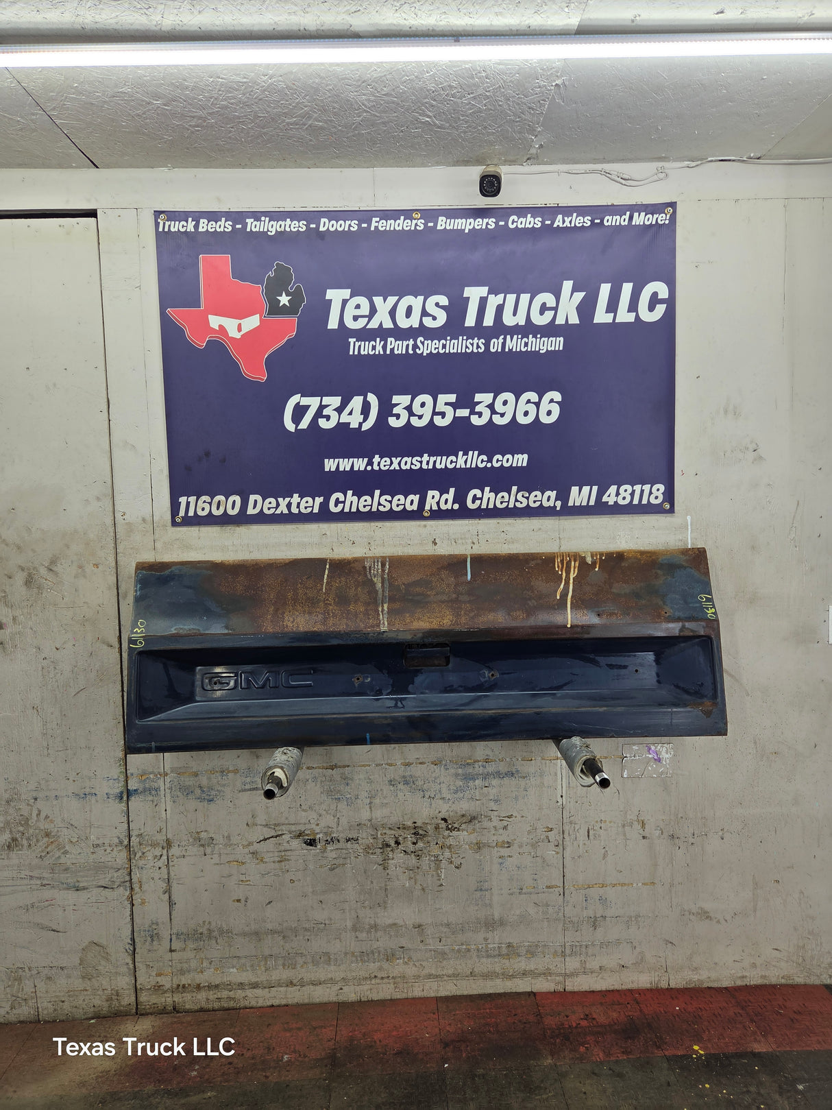 1973-1987 Chevrolet / GMC Square Body Tailgate C10 C15 C20 C25 C35 K10 K15 K20 K25 K35