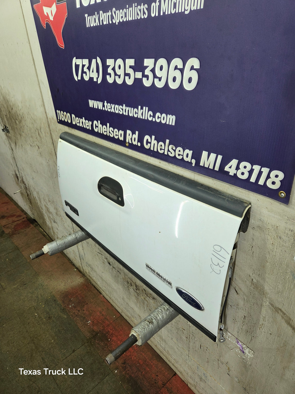 1997-2003 Ford F150 Step Side / Flare Side Tailgate