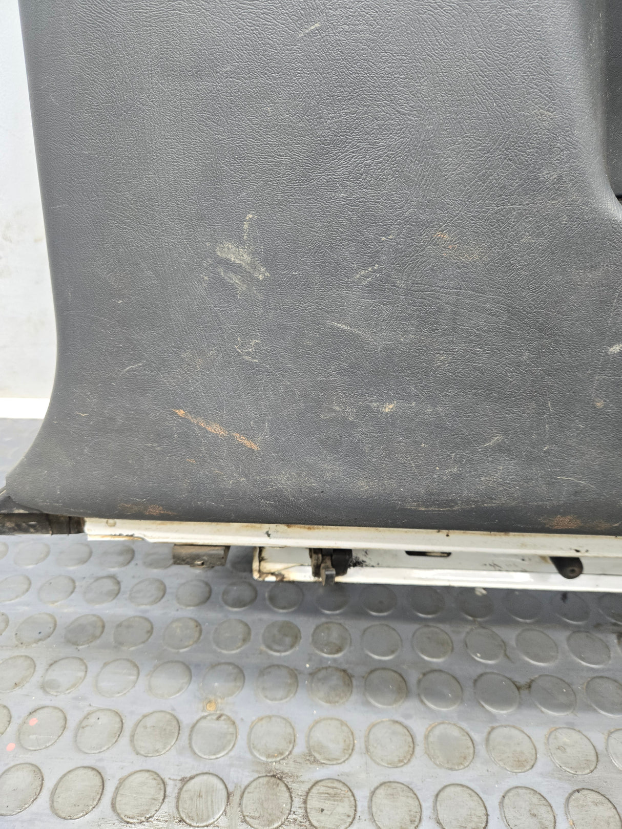 1999-2006 Chevrolet Silverado / GMC Sierra 1500 2500 3500 HD Rear Passenger side Extended Cab Rear Door