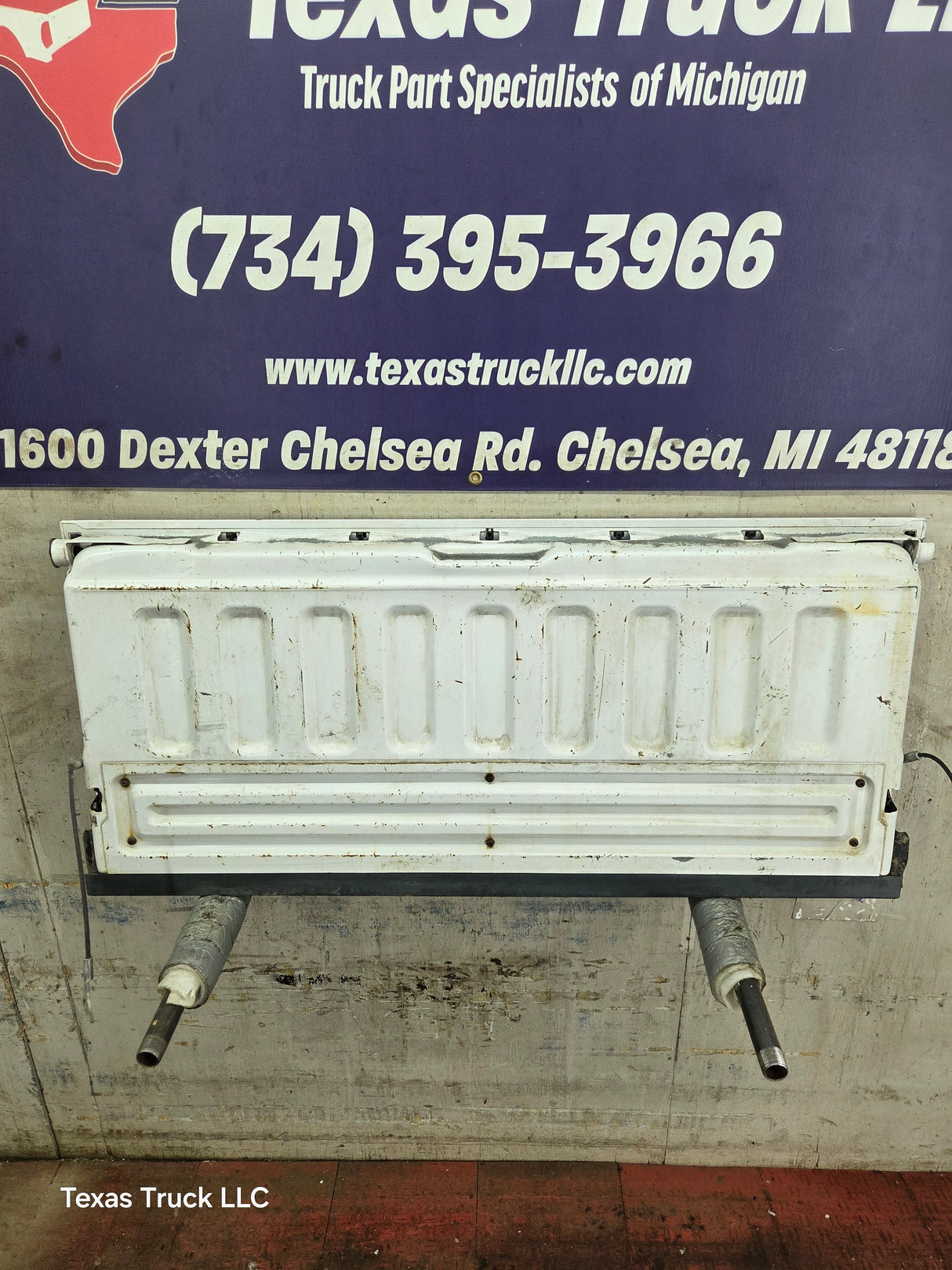 1997-2003 Ford F150 Step Side / Flare Side Tailgate