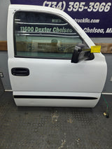 1999-2006 Chevrolet Silverado / GMC Sierra 1500 2500 3500 HD Front Passenger side Door RH