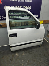 1999-2006 Chevrolet Silverado / GMC Sierra 1500 2500 3500 HD Front Passenger side Door RH