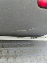 1999-2006 Chevrolet Silverado / GMC Sierra 1500 2500 3500 HD Front Passenger side Door RH