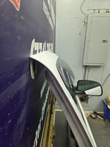 1999-2006 Chevrolet Silverado / GMC Sierra 1500 2500 3500 HD Front Passenger side Door RH