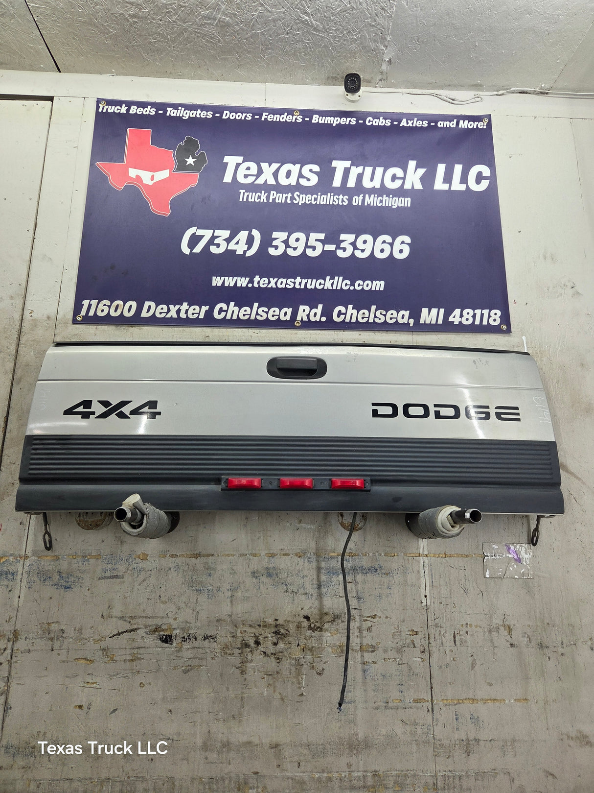 1994-2002 Dodge Ram 1500 2500 3500 2nd Gen Dually Truck Tailgate