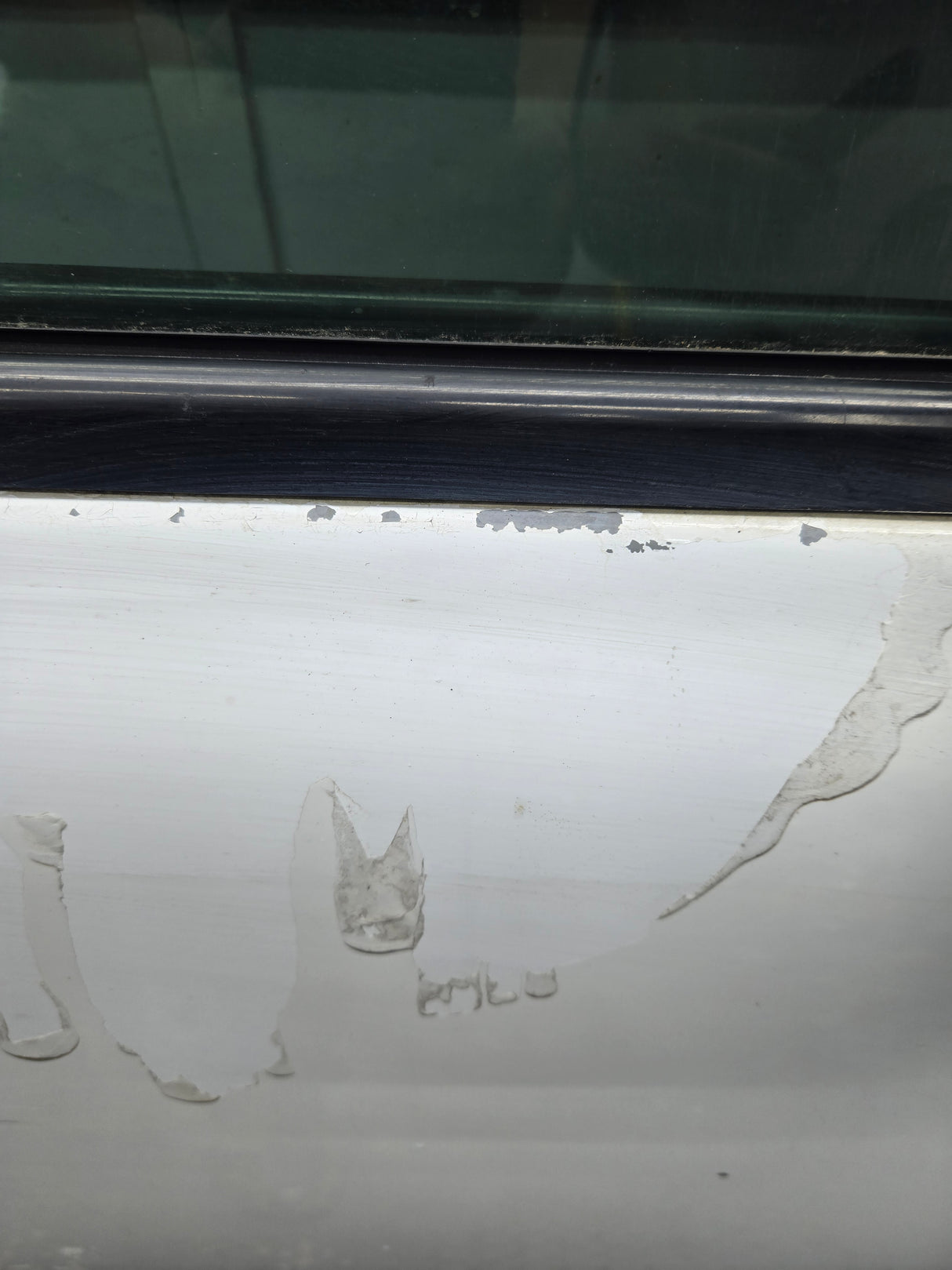 1999-2006 Chevrolet Silverado / GMC Sierra 1500 2500 3500 HD Front Passenger side Door RH