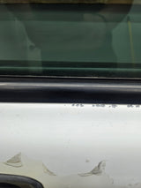 1999-2006 Chevrolet Silverado / GMC Sierra 1500 2500 3500 HD Front Passenger side Door RH