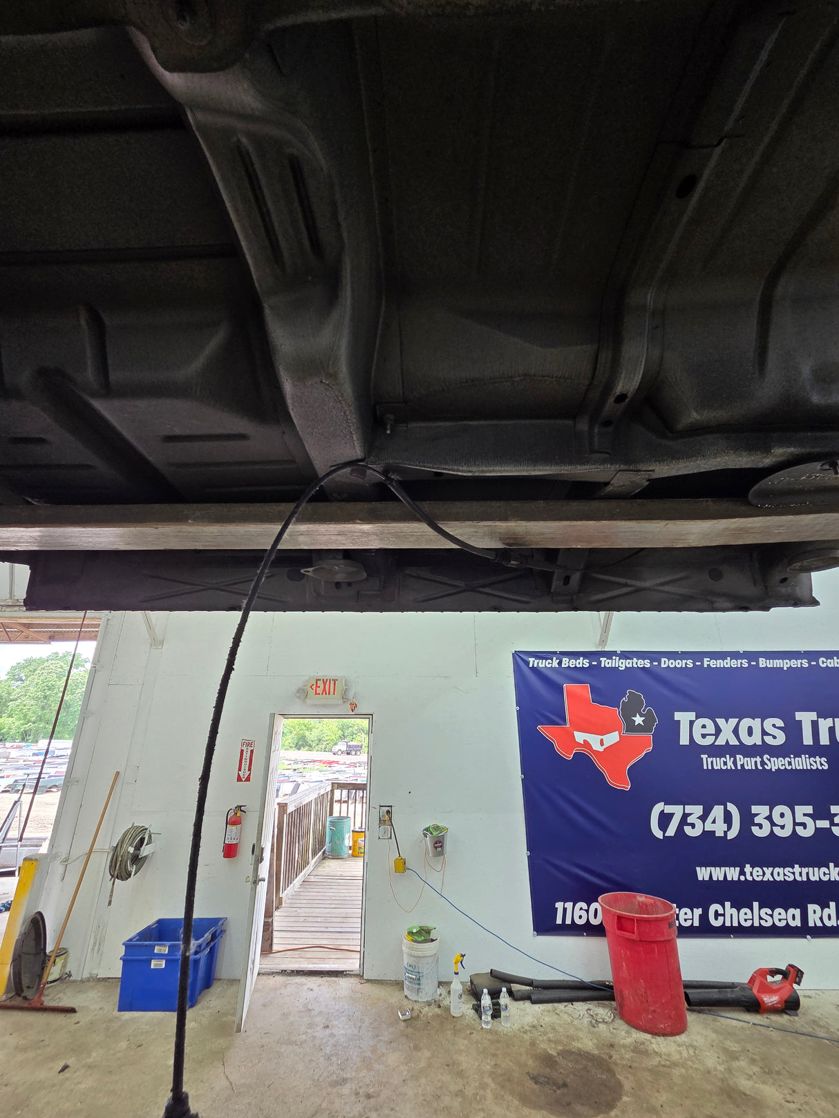 1999-2007 Chevrolet Silverado / GMC Sierra 1500 2500 HD 3500HD Extended Cab Body