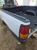1999-2007 Chevrolet Silverado / GMC Sierra 1500 2500HD 3500HD 6' 6" Short Truck Bed