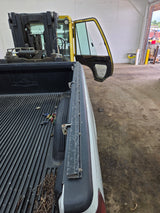 1999-2007 Chevrolet Silverado / GMC Sierra 1500 2500HD 3500HD 6' 6" Short Truck Bed