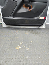 1999-2006 Chevrolet Silverado / GMC Sierra 1500 2500 3500 HD Front Passenger side Door RH