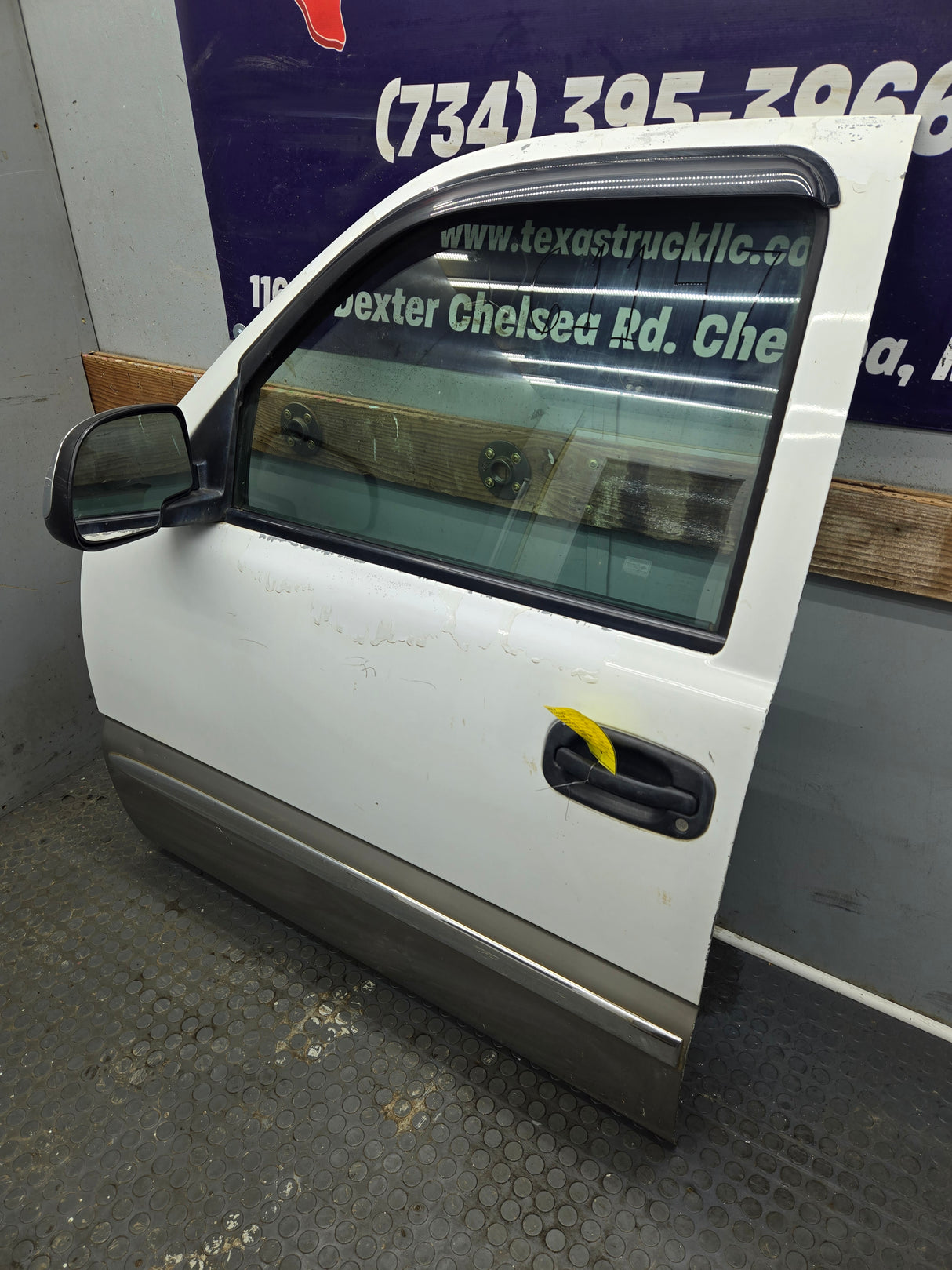 1999-2006 Chevrolet Silverado / GMC Sierra 1500 2500 3500 HD Driver Side Front Door LH - Grey