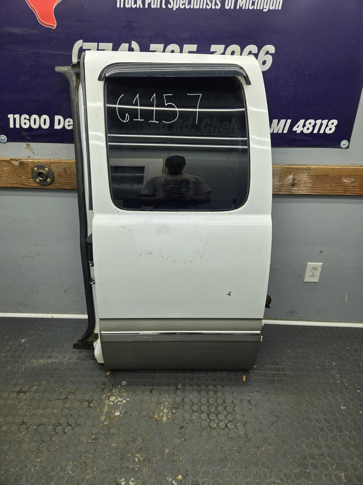 1999-2006 Chevrolet Silverado / GMC Sierra 1500 2500 3500 HD Rear Driver Side Extended Cab Rear Door