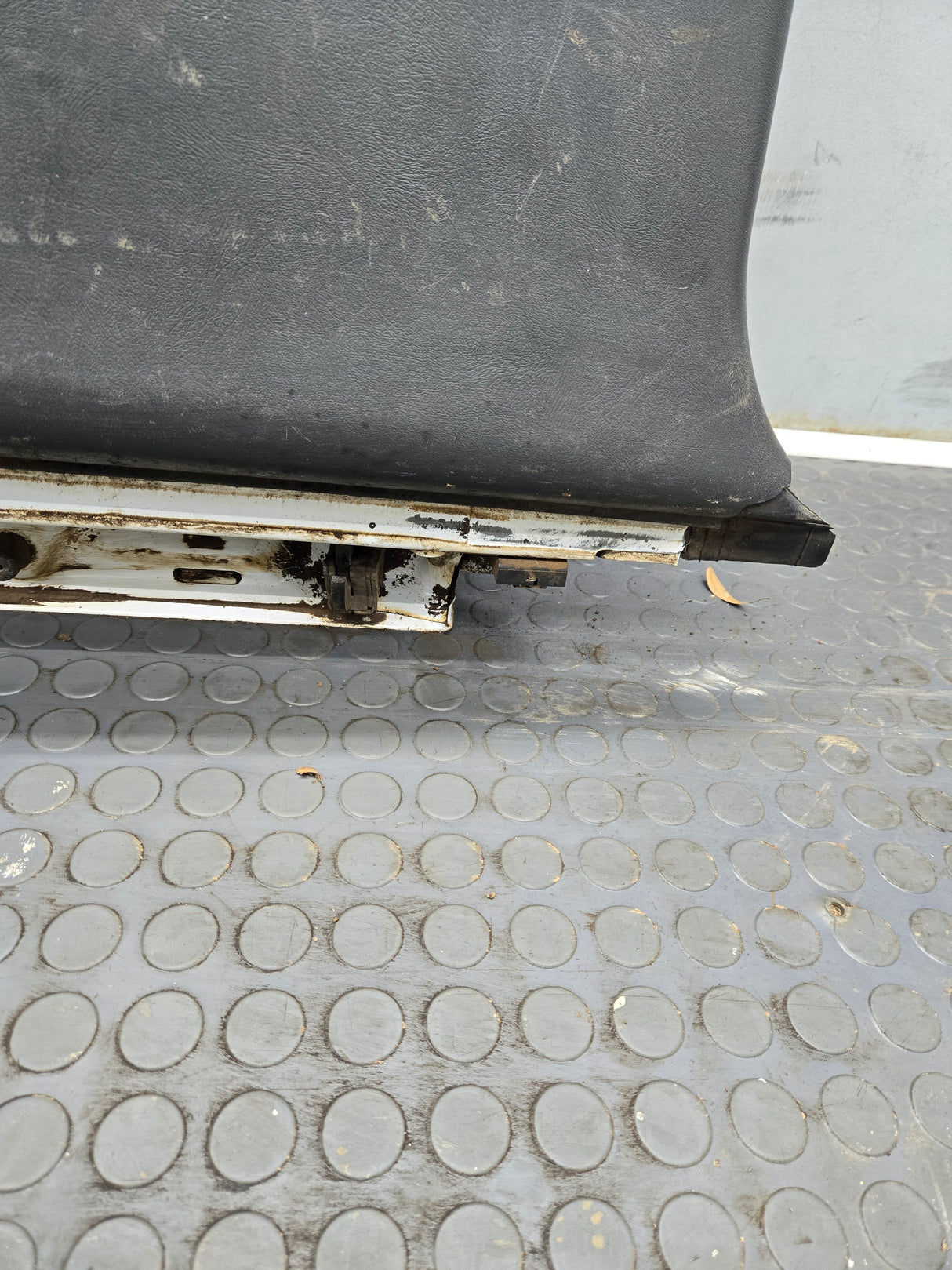 1999-2006 Chevrolet Silverado / GMC Sierra 1500 2500 3500 HD Rear Driver Side Extended Cab Rear Door