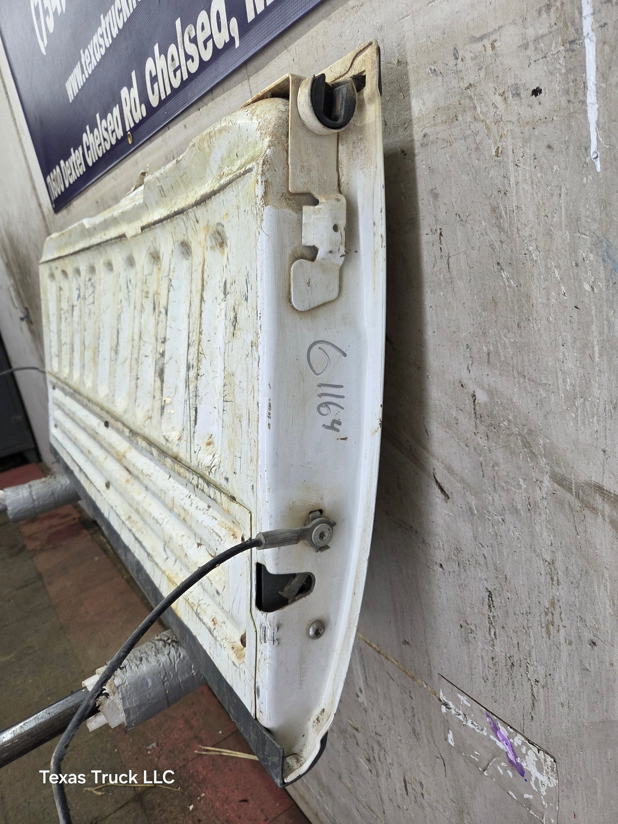 1997-2003 Ford F150 Step Side / Flare Side Tailgate