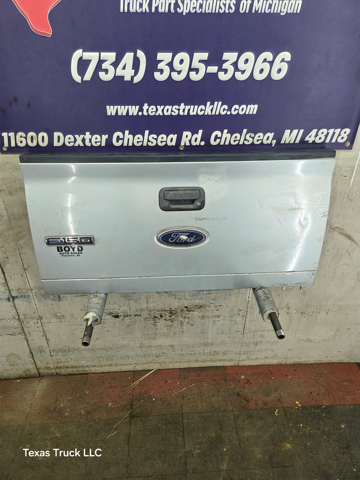 2004-2008 Ford F-150 Step Side Tailgate