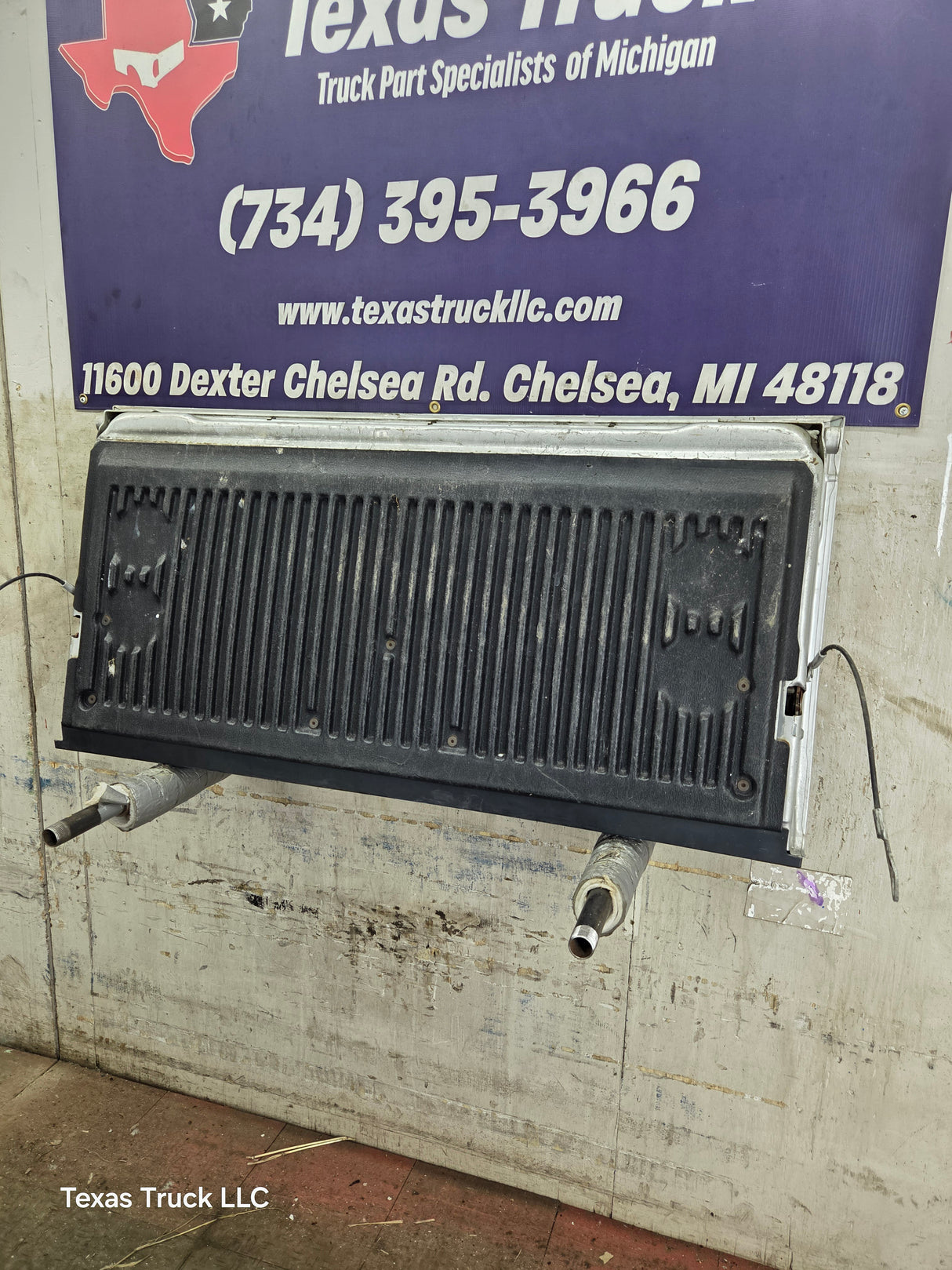 2004-2008 Ford F-150 Step Side Tailgate