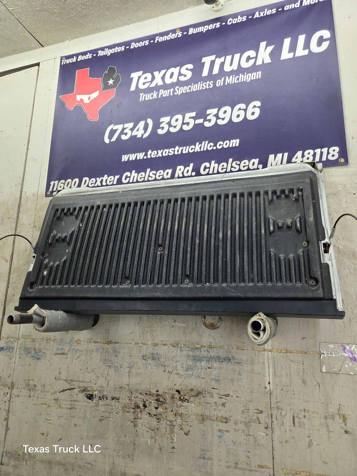 2004-2008 Ford F-150 Step Side Tailgate