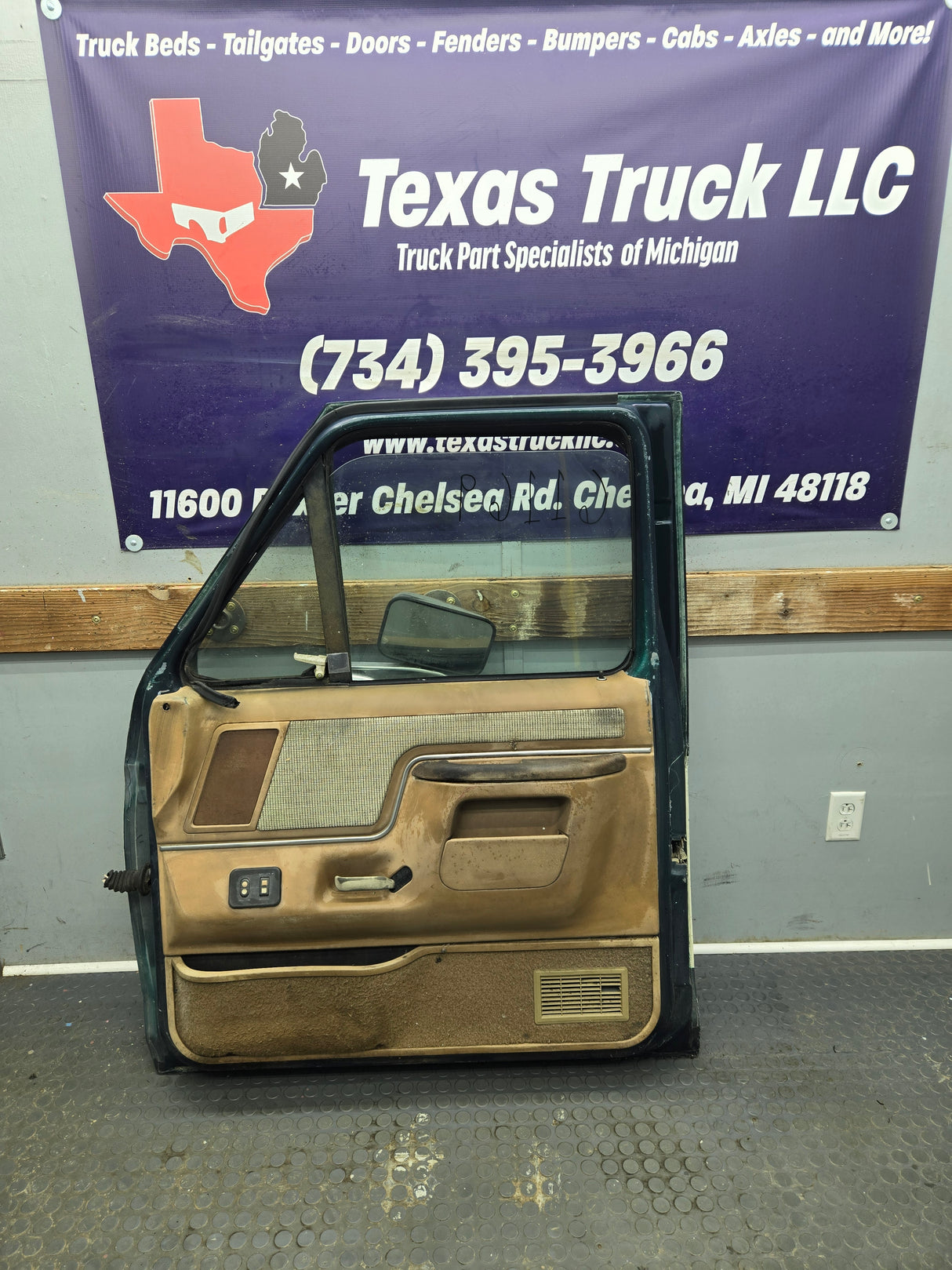 1987-1997 Ford F Series F250 F350 F450 F550 Passenger Side Front Door RH