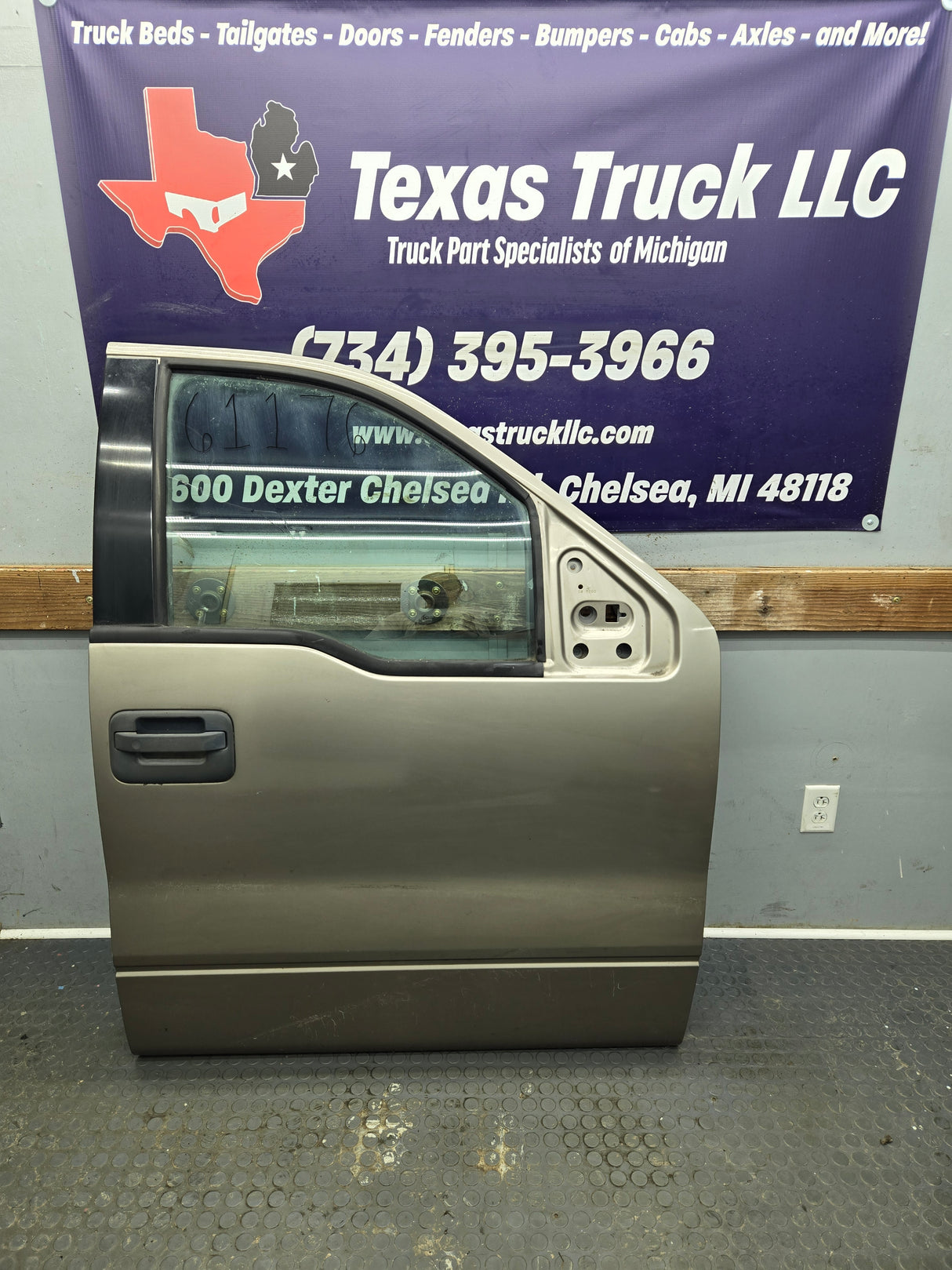 2004-2008 Ford F150 Crew Cab Passenger Front Door