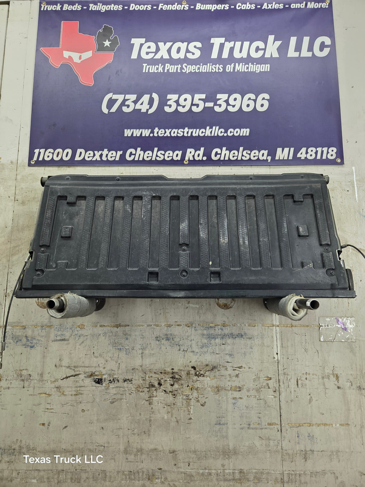 2002-2005 Ford Explorer Tailgate