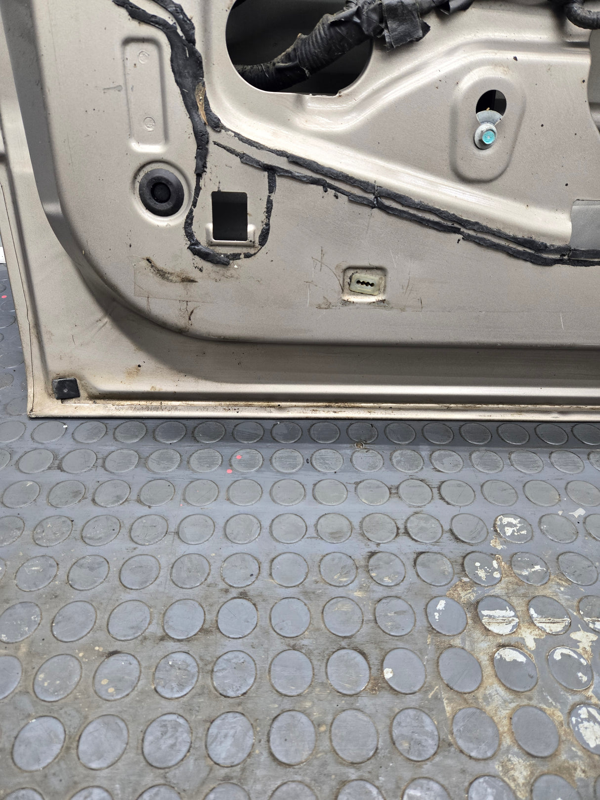 2004-2008 Ford F150 Crew Cab Passenger Front Door