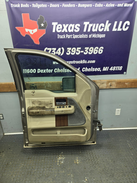 2004-2008 Ford F150 Driver Side Extended/Regular Cab Front Door LH