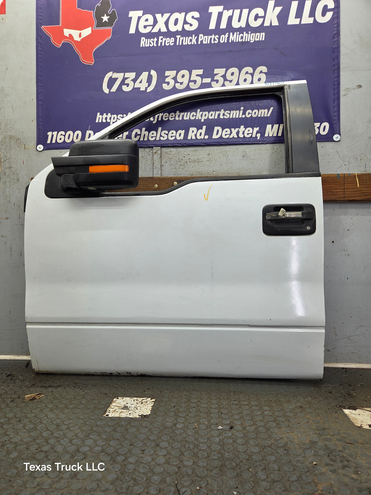 2004-2008 Ford F150 Driver Side Extended/Regular Cab Front Door LH