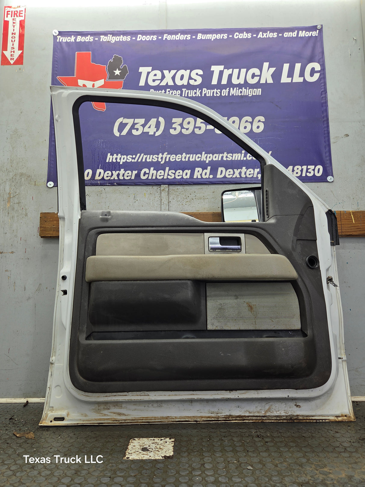 2004-2008 Ford F150 Driver Side Extended/Regular Cab Front Door LH