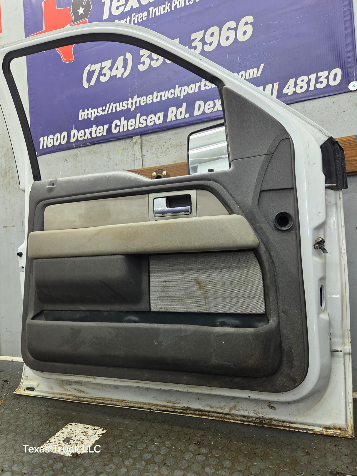2004-2008 Ford F150 Driver Side Extended/Regular Cab Front Door LH