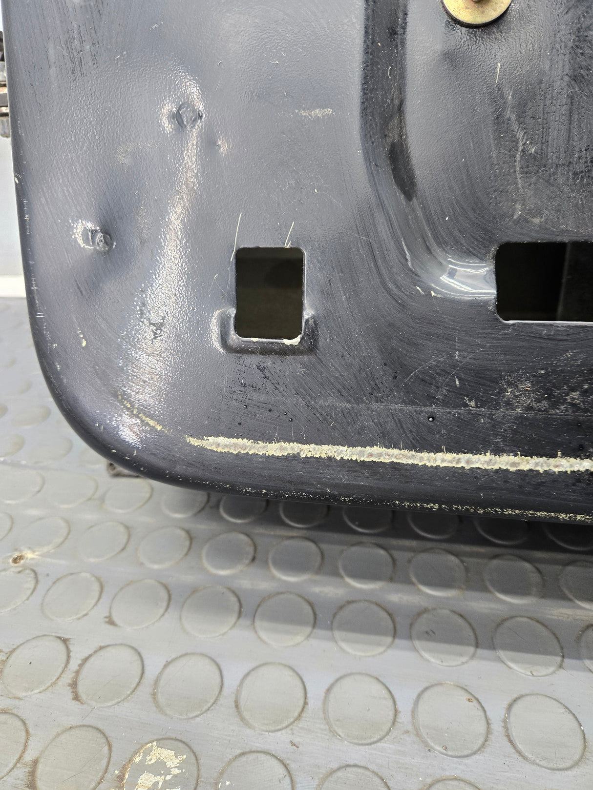 2003-2005 Ford Ranger Passenger Side Front Right Hand Door