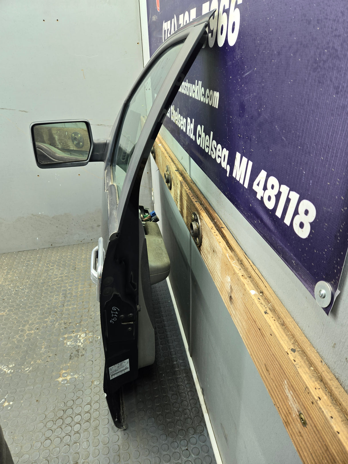 2004-2008 Ford F150 Driver Side Extended/Regular Cab Front Door LH