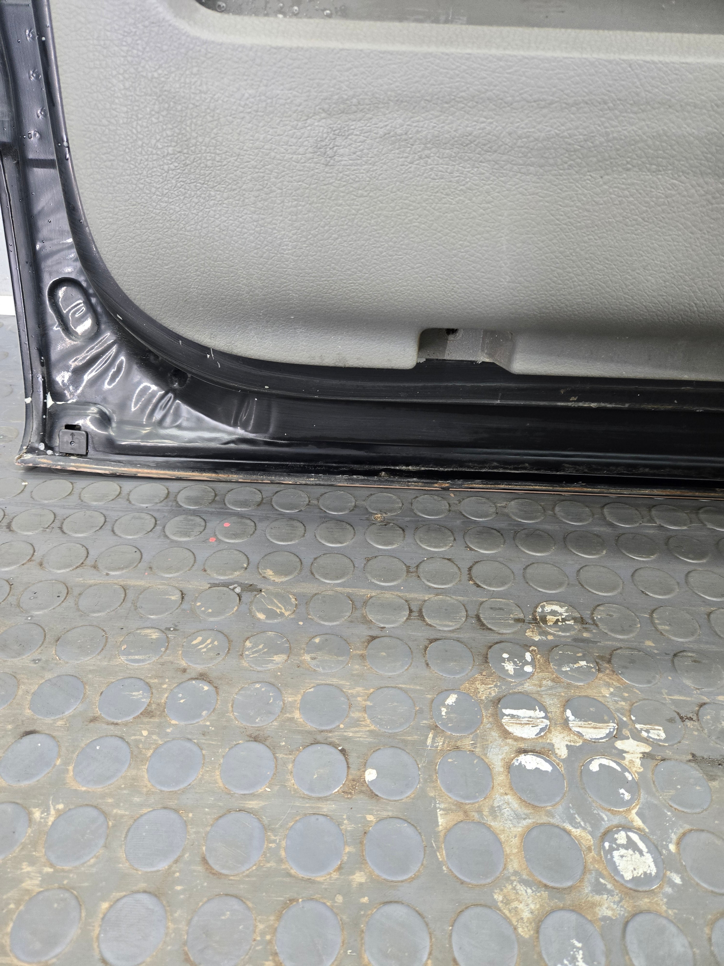 2004-2008 Ford F150 Driver Front Door - Texas Truck LLC