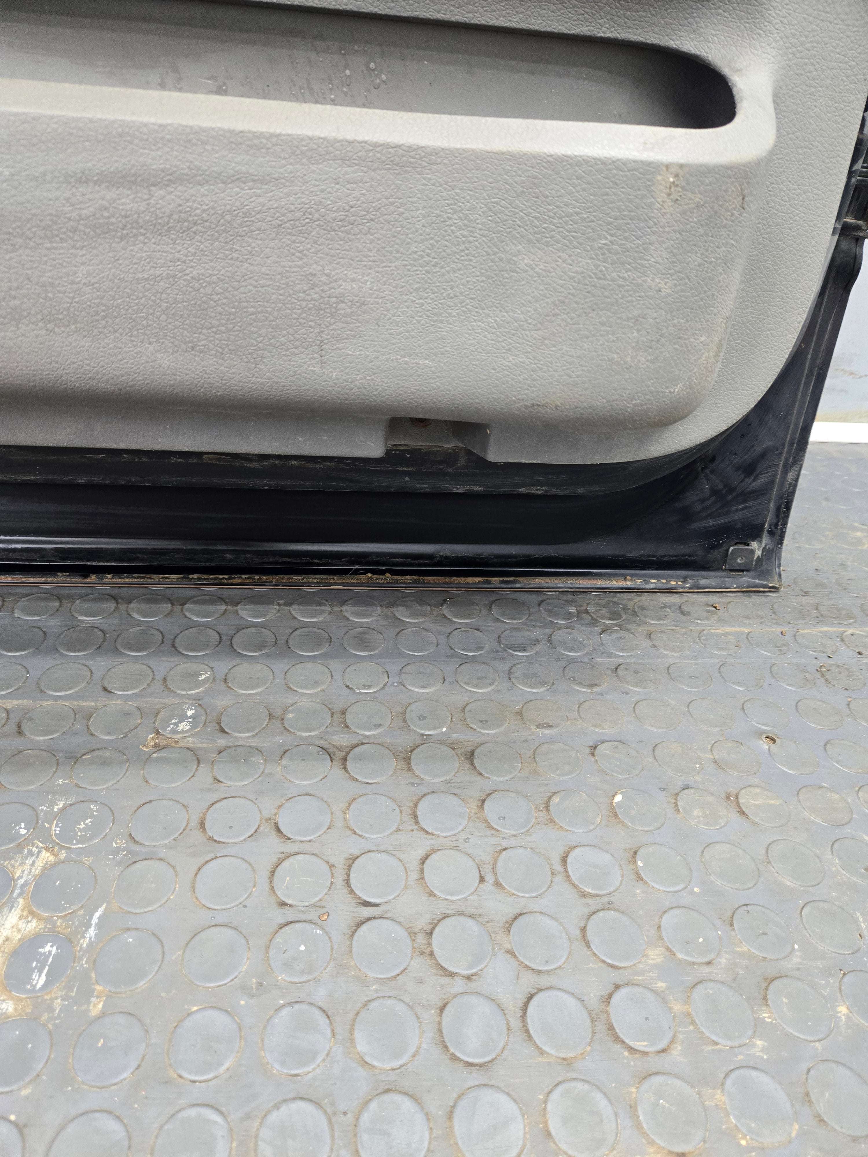 2004-2008 Ford F150 Driver Front Door - Texas Truck LLC