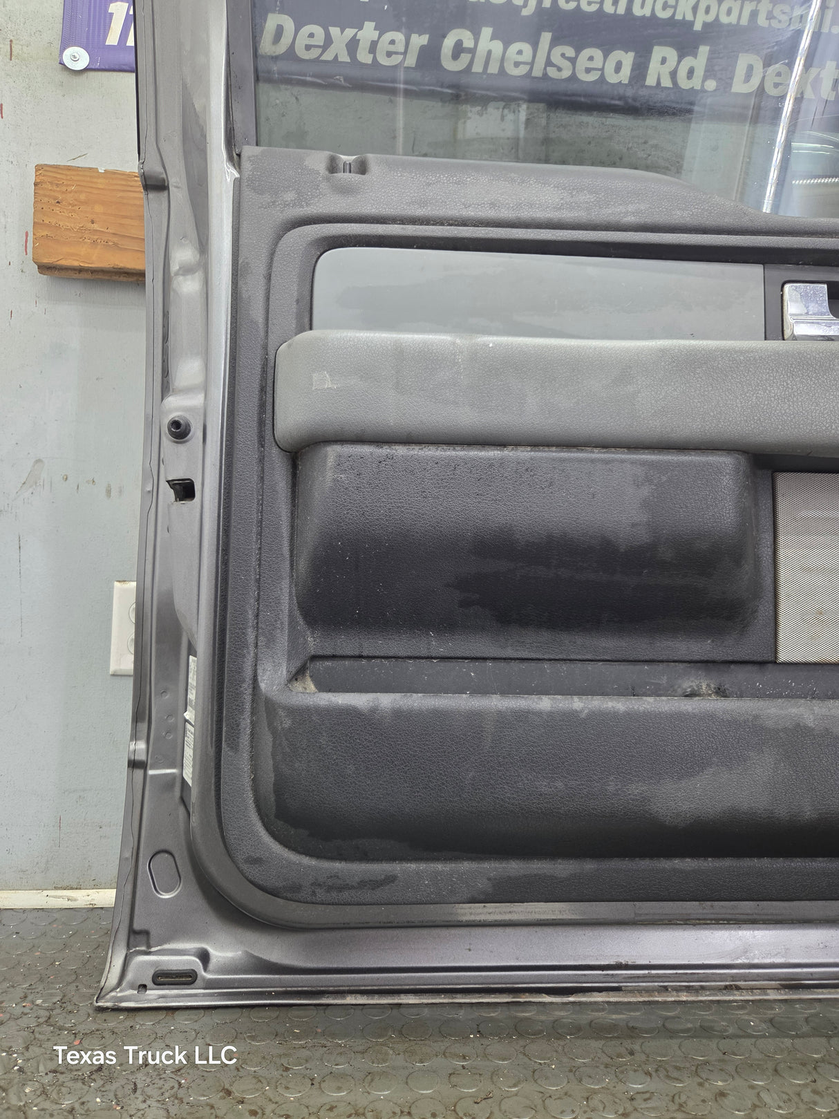 2004-2008 Ford F150 Driver Side Extended/Regular Cab Front Door LH