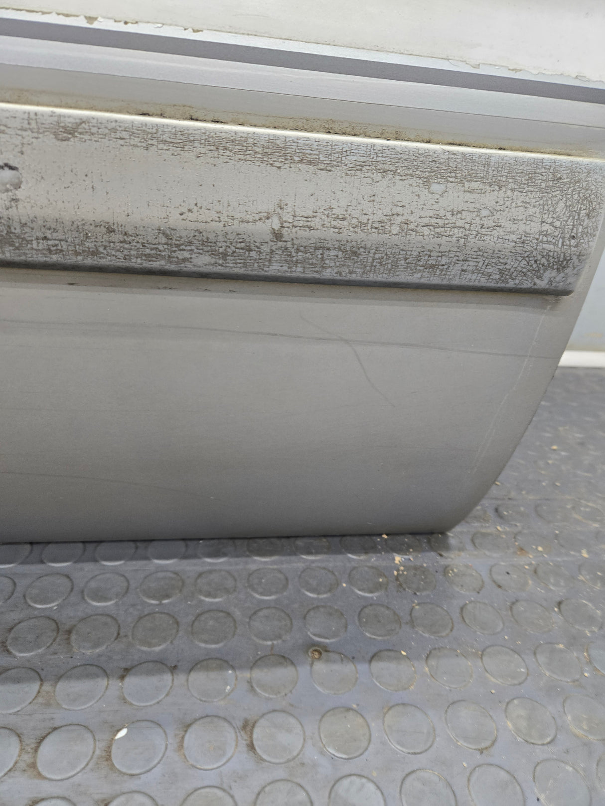 1999-2011 Ford Super Duty F250 F350 F450 F550 RH Crew Cab Passenger Side Rear Door